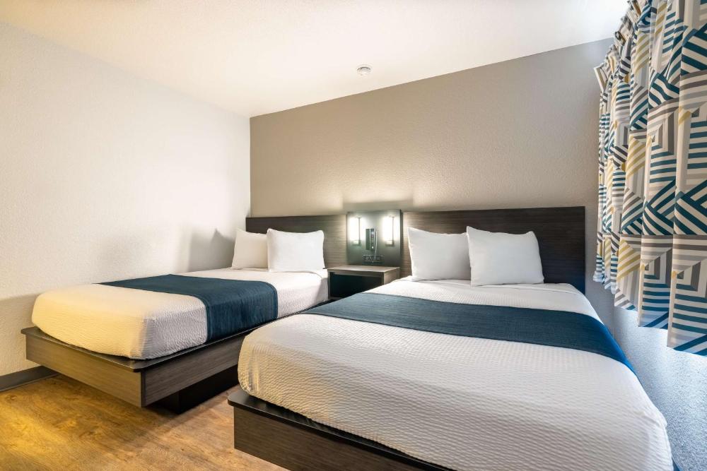 Quadruple Room interior